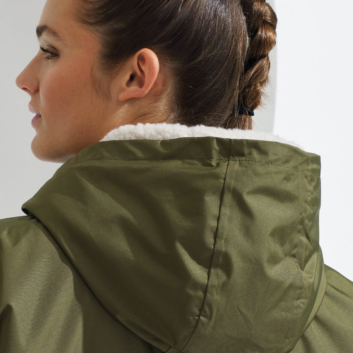 Huckson Waterproof Change Robe